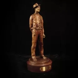 bronze-sculpture-standingcowboy