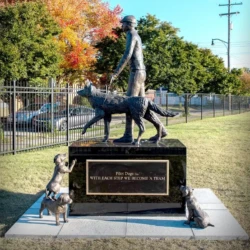 pilot_dog bronze statue